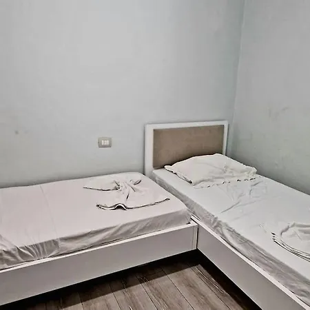 Elysee - Duplex Near The - Shkembi I Kavajes * Durrës