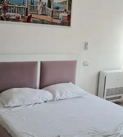 Apartment Elysee - Duplex Near The - Shkembi I Kavajes