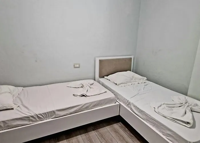 Elysee - Duplex Near The - Shkembi I Kavajes * Durrës